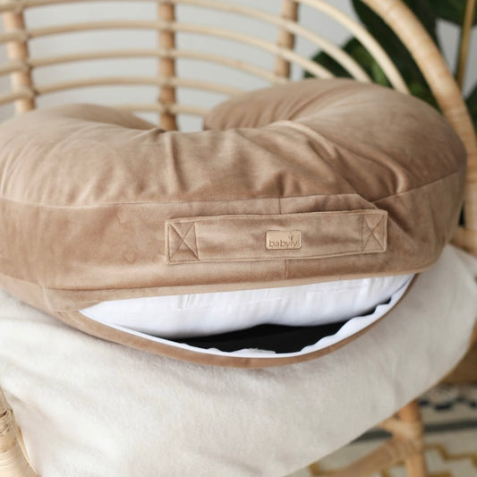 Fluwelen voedingskussen roze