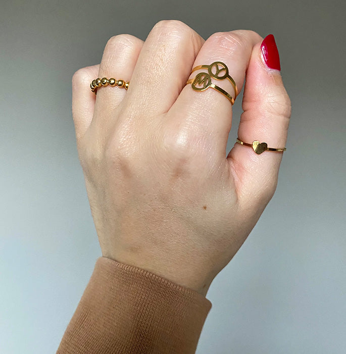 Ring met letter goud A-Z